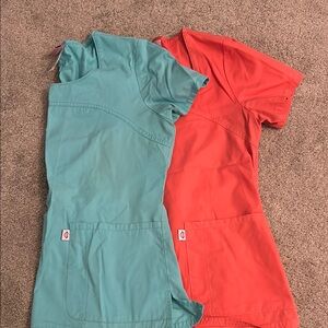 Sketchers Scrub Tops - Teal and Coral XS/Small